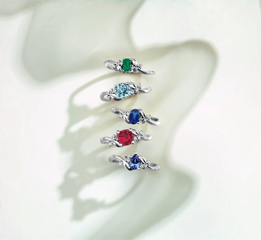 Choosing Your Engagement Ring Center Stone: Diamond, Sapphire, Ruby, or Moissanite?